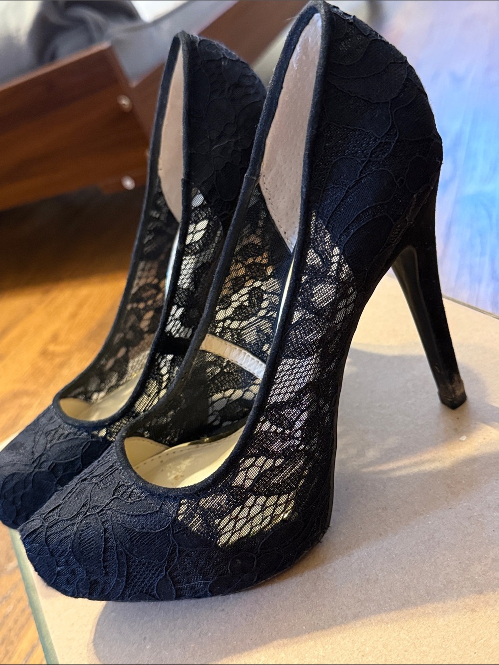 Jessica Simpson Black Lace Stiletto Pumps - Picture 4 of 4